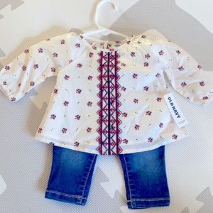 Baby outfit blouse and jegging set